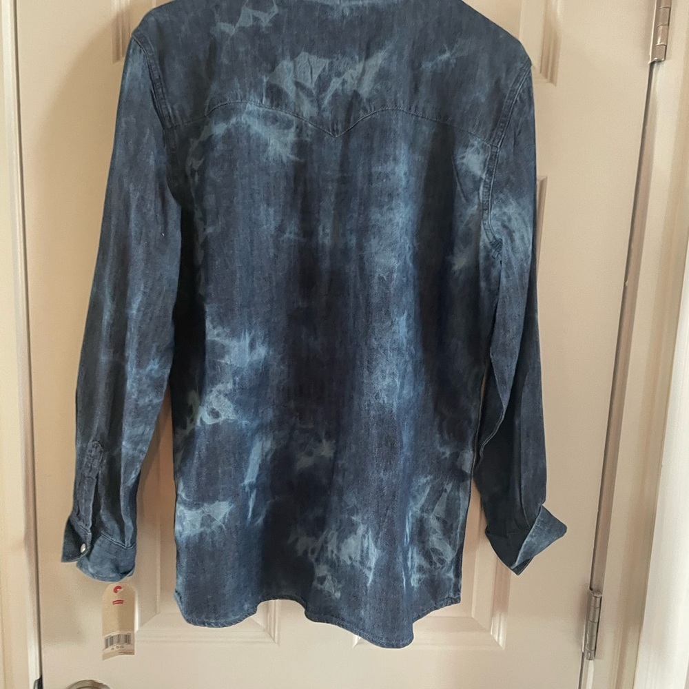 LEVI Shacket - Picture 3 of 5